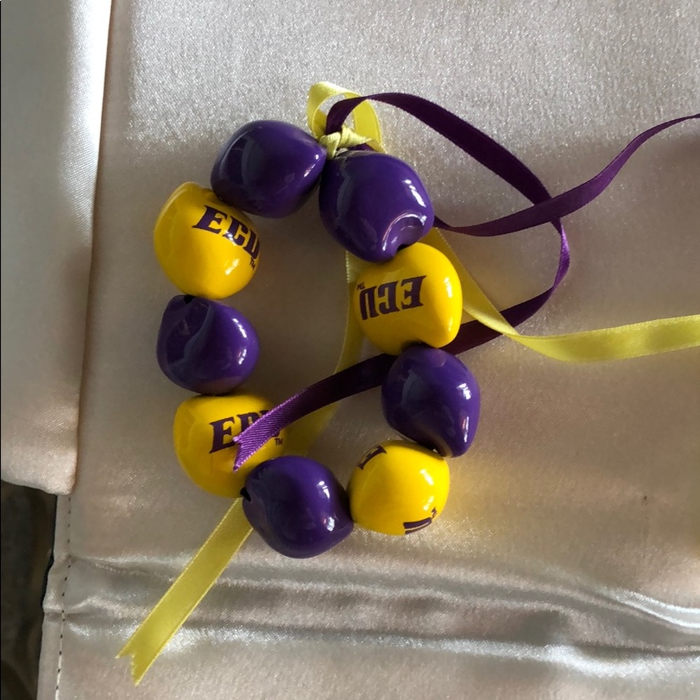 College fan bracelet